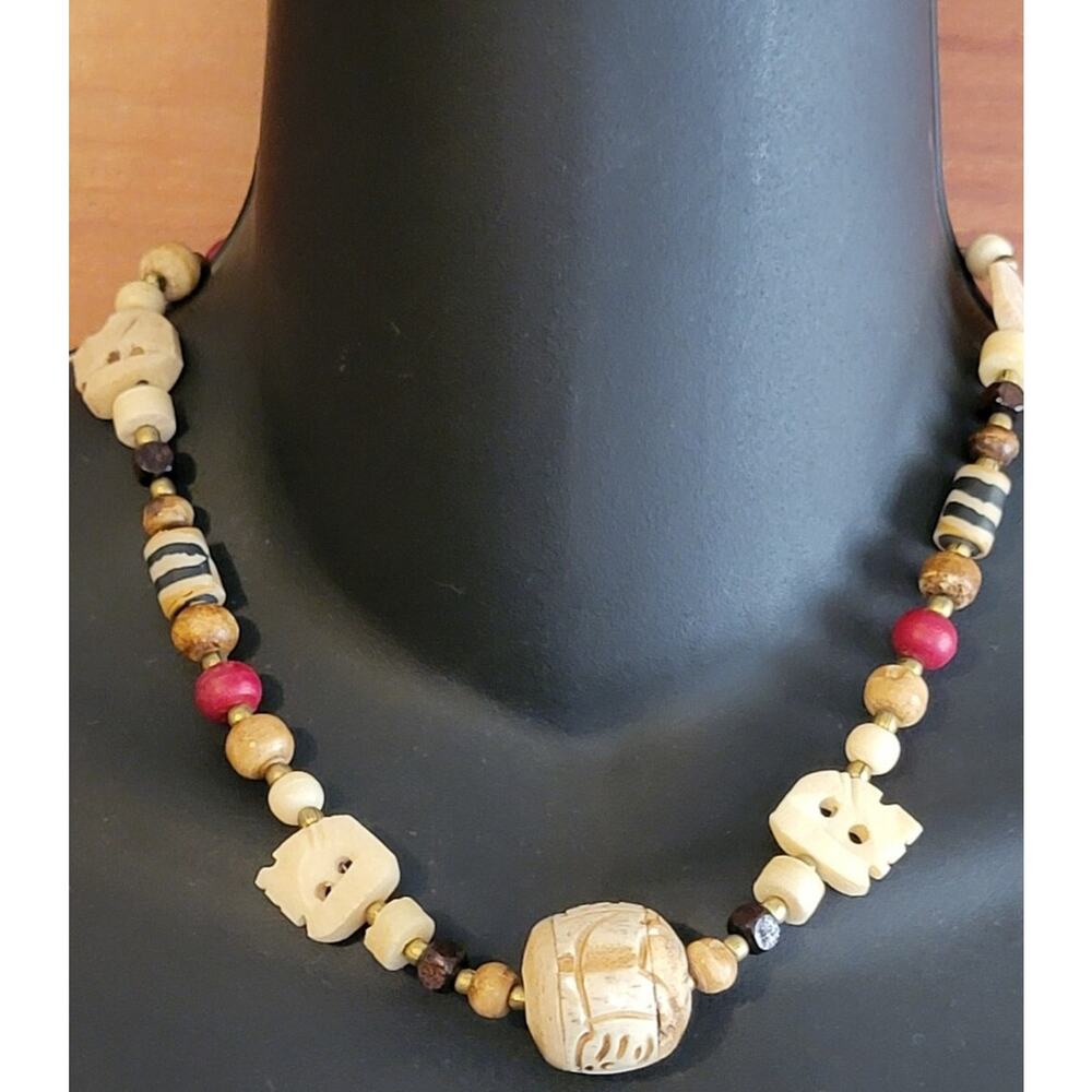 Vintage Tribal Beaded Necklace Organic Materials Red‎ Cream Brown 16" br01-30